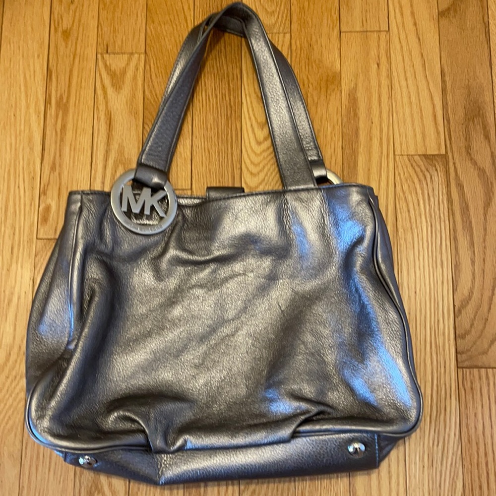 Michael Kors silver shoulder bag purse